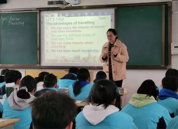 永顺二中校花图片